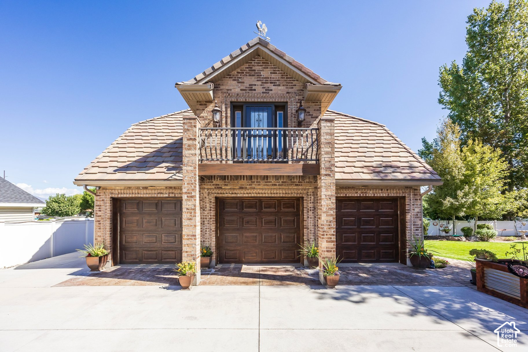 11469 TARA WOODS LN
