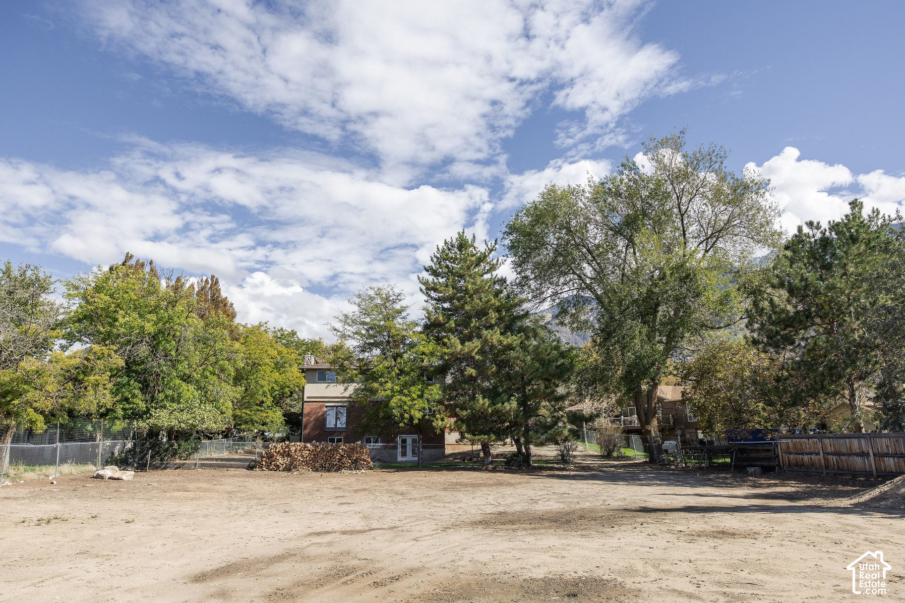 11436 S HIGH MESA