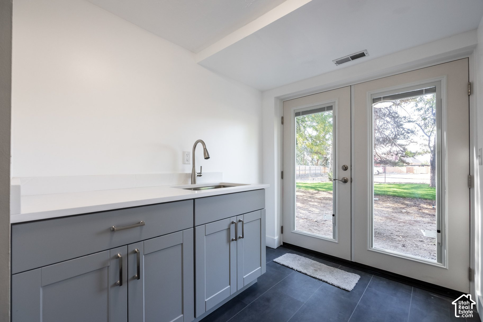 11436 S HIGH MESA