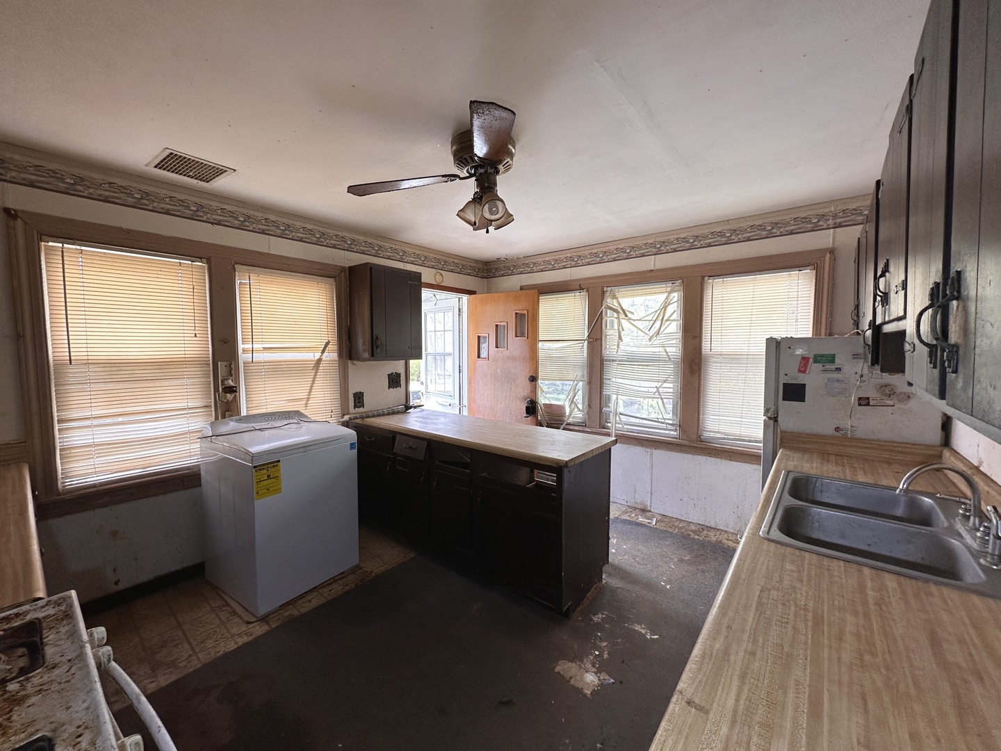 5108 Fountain Lane