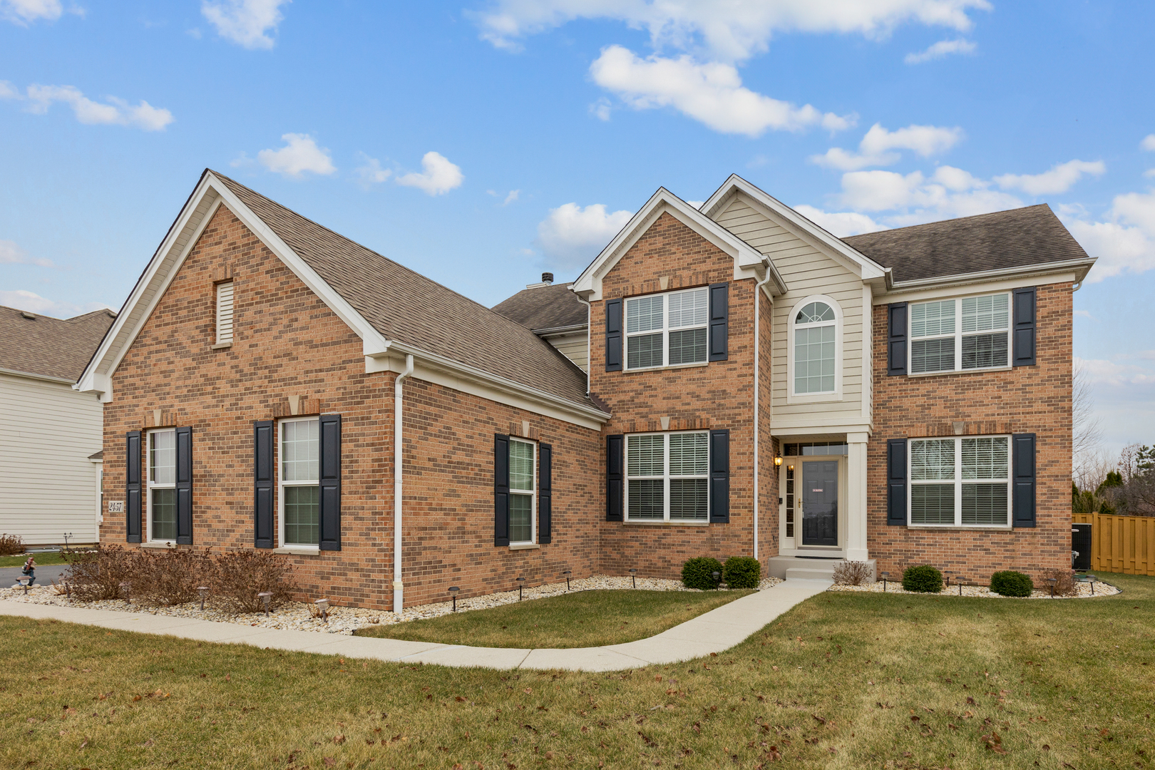 2457 BRYN MAWR Lane