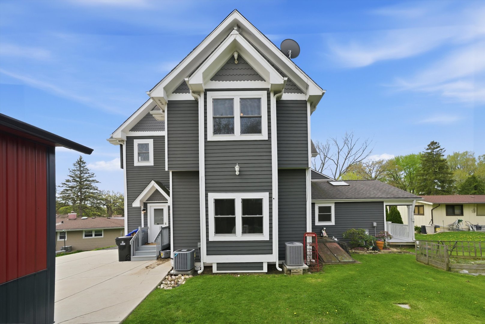 816 W FLORENCE Street