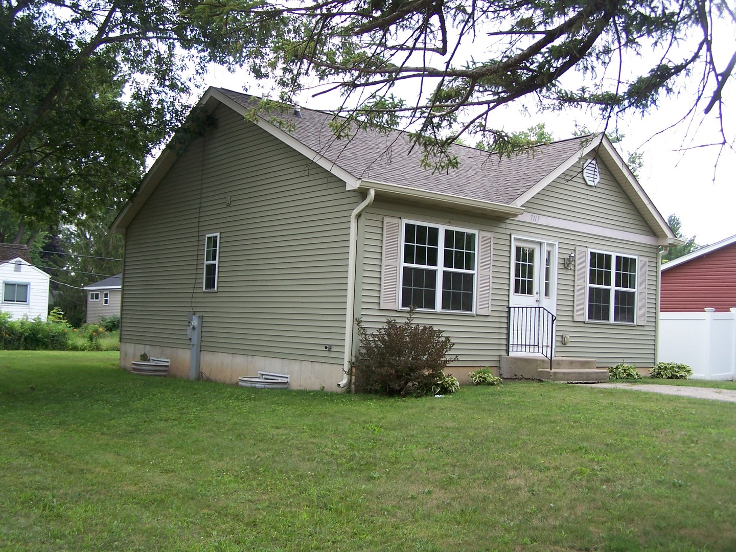 7117 SEMINOLE Drive