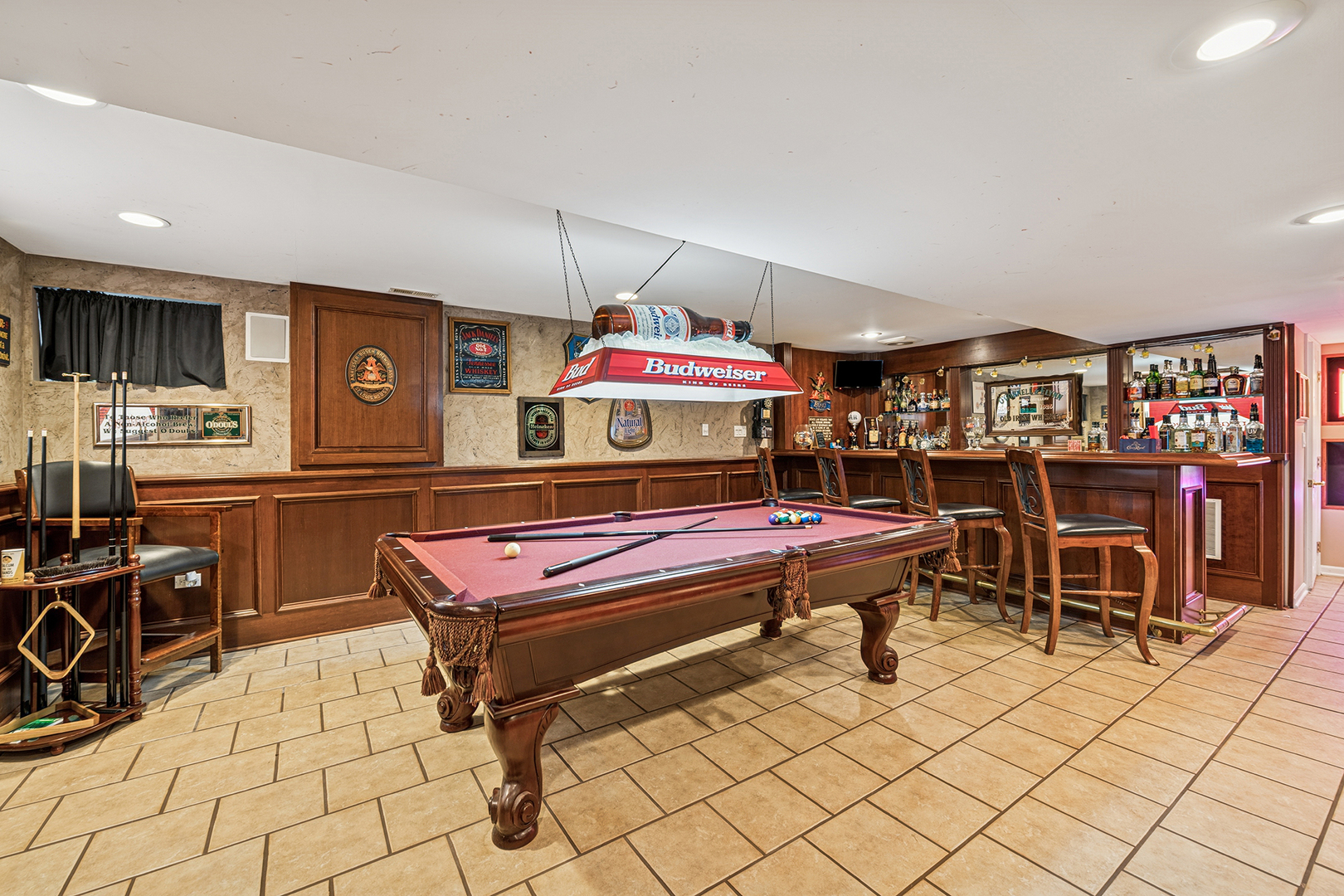2306 Hanscom Court
