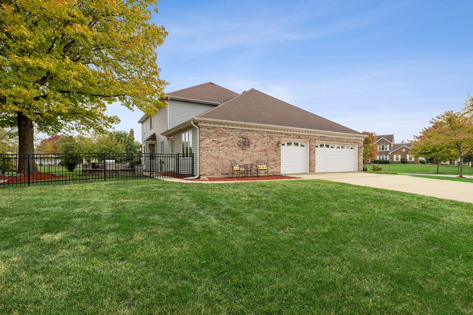 2306 Hanscom Court