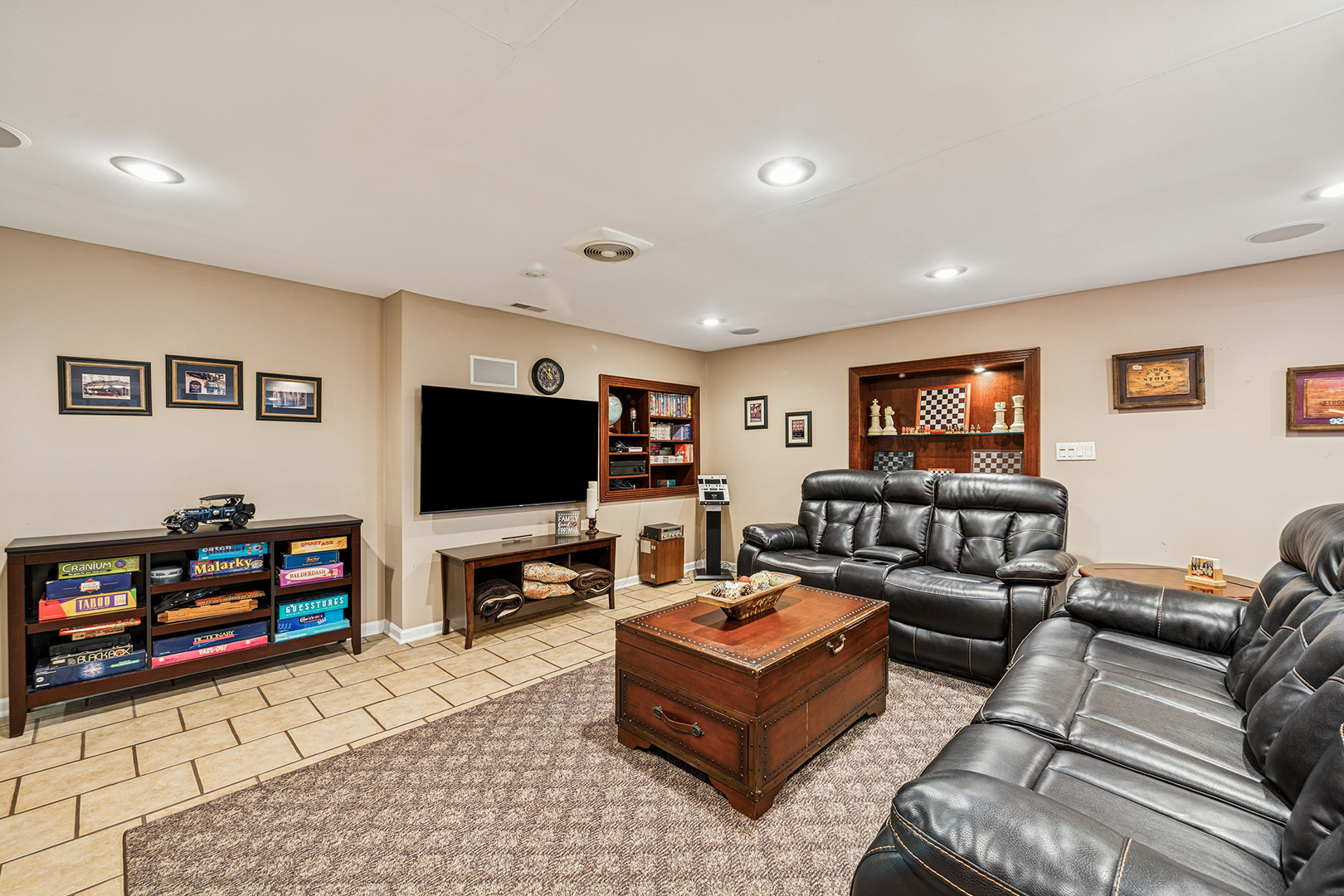 2306 Hanscom Court