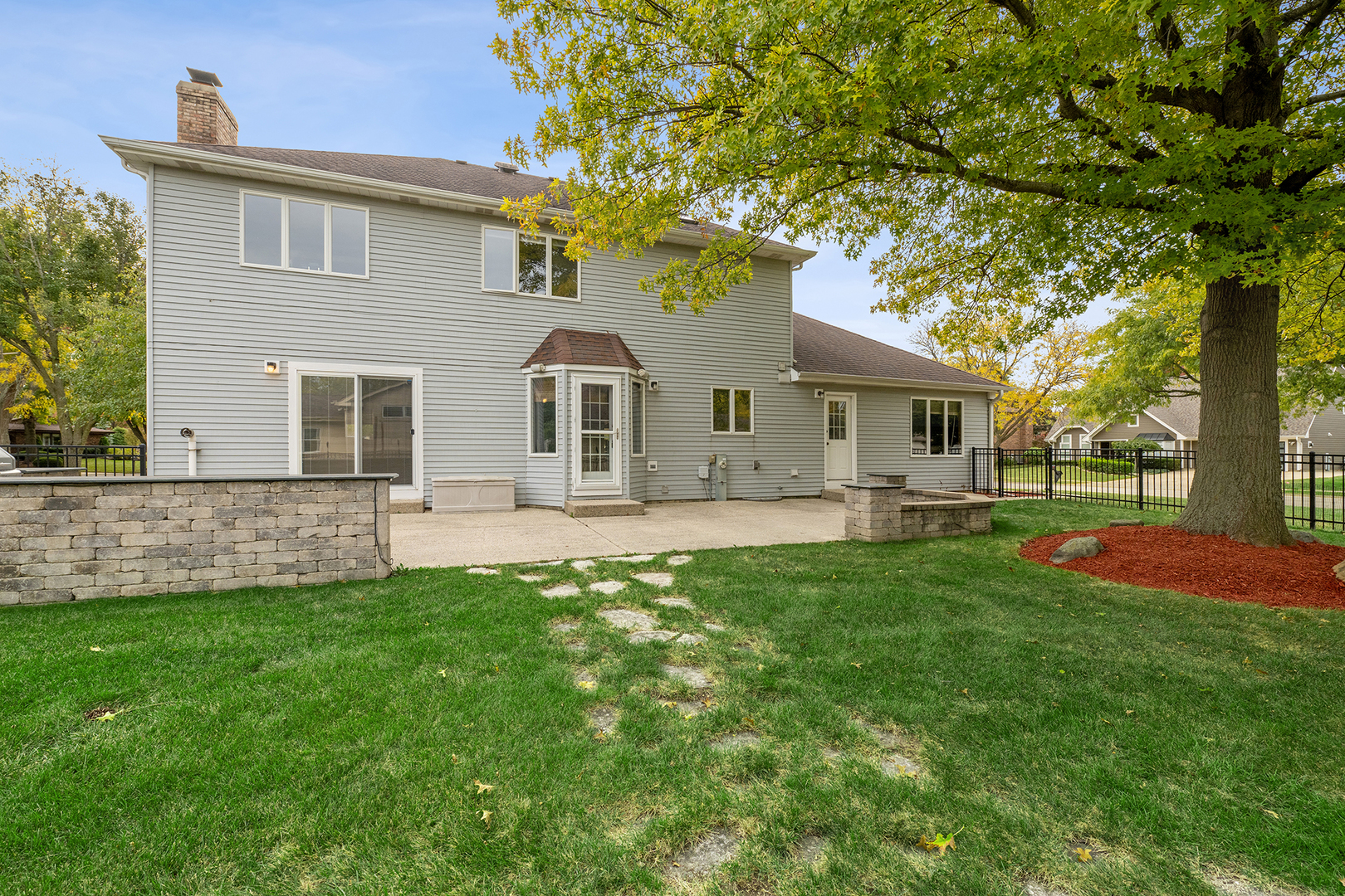 2306 Hanscom Court