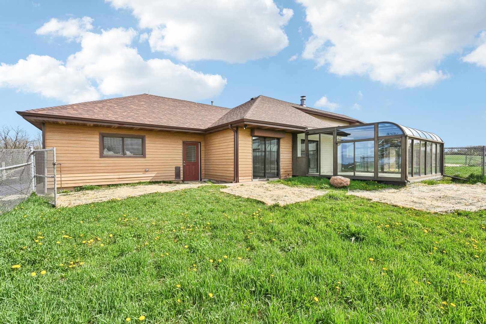 1406 Busse Road