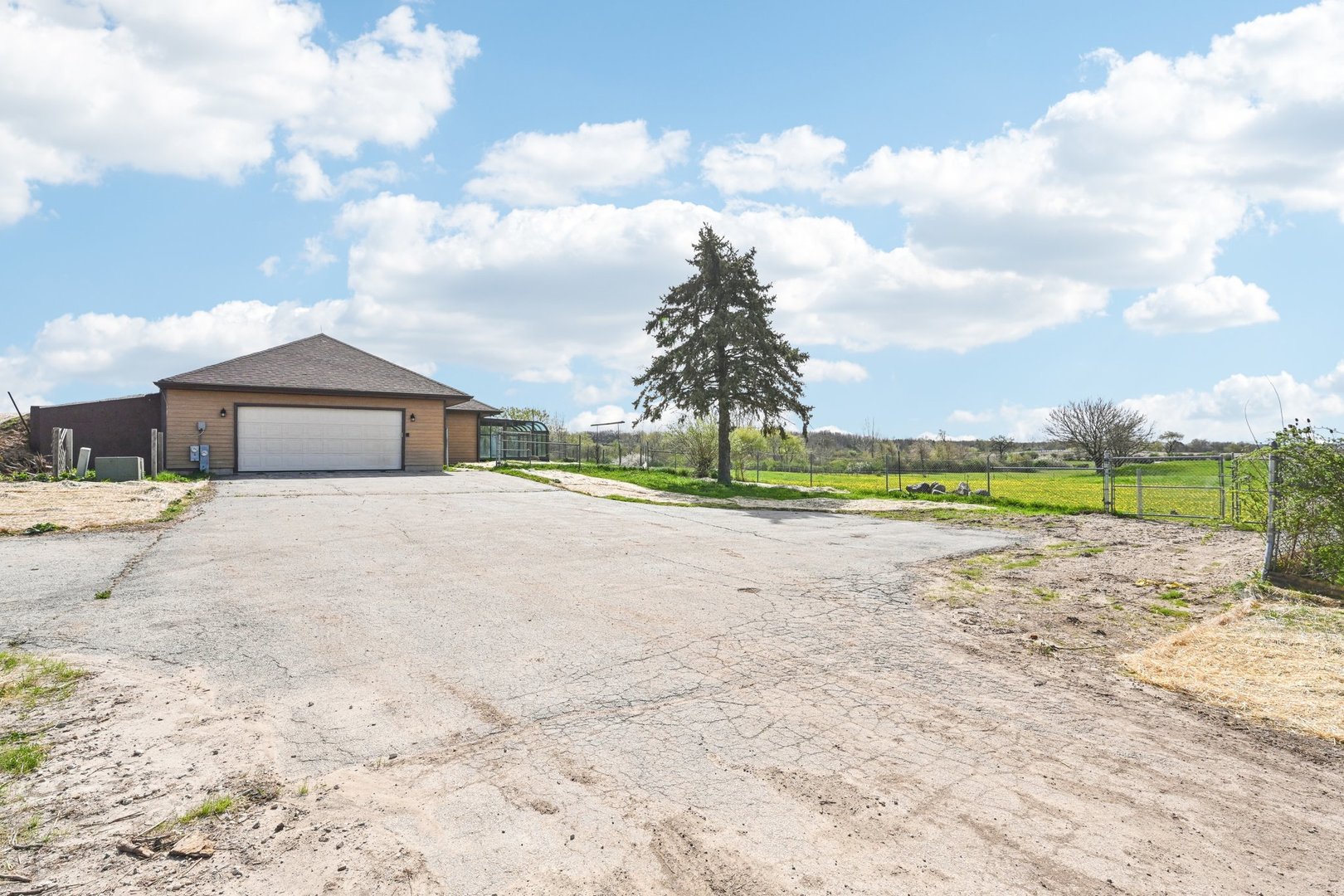 1406 Busse Road