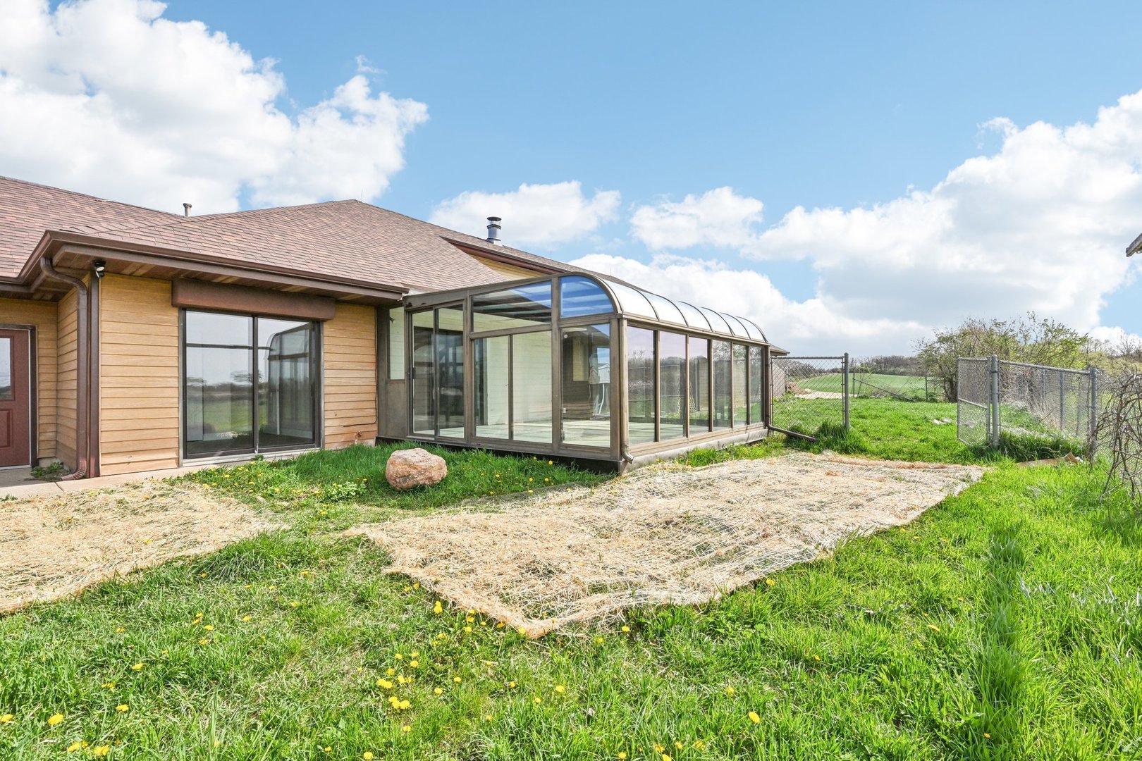 1406 Busse Road