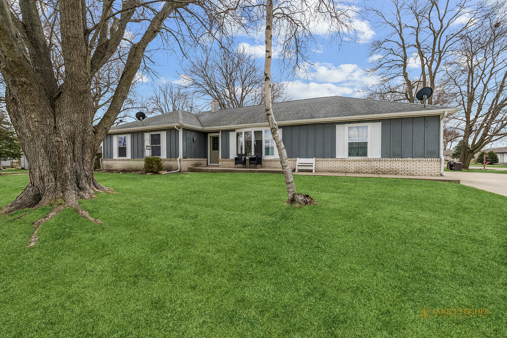 9712 Jean Drive