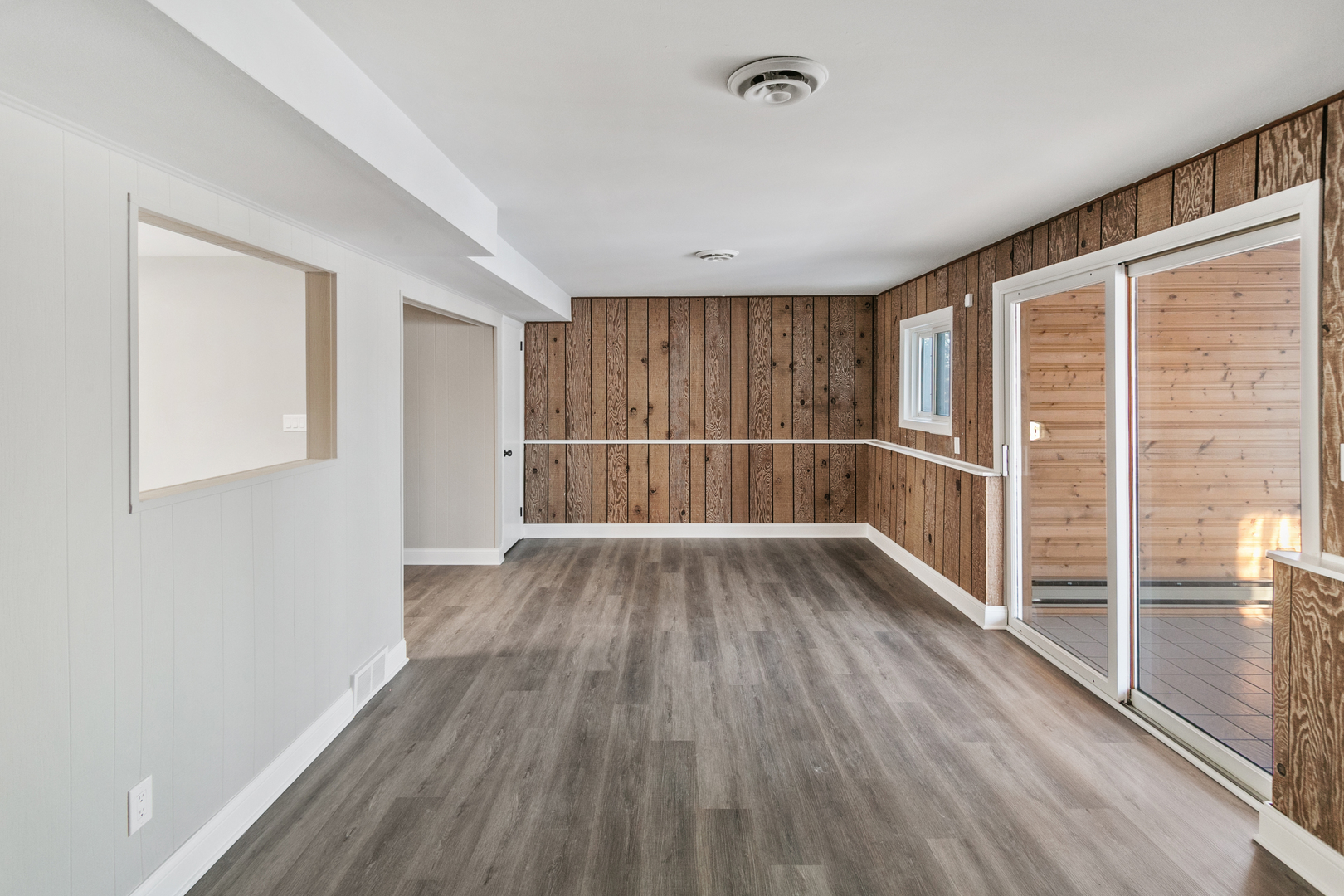 3312 W Lake Shore Drive