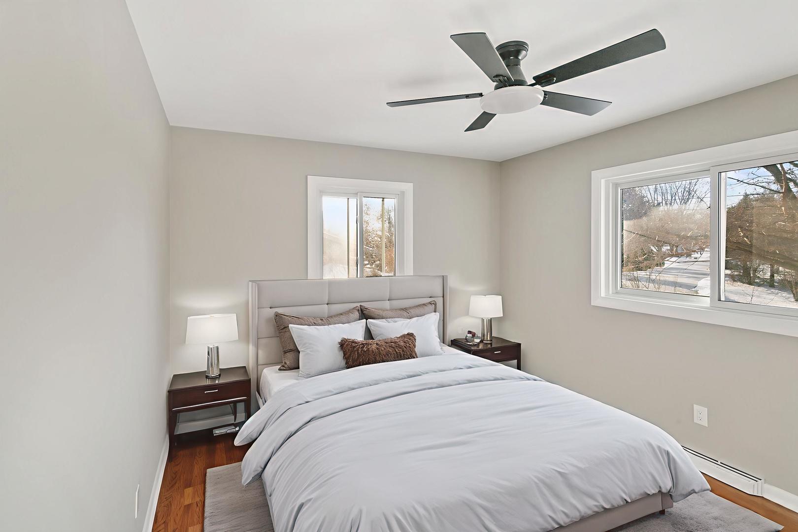 3312 W Lake Shore Drive