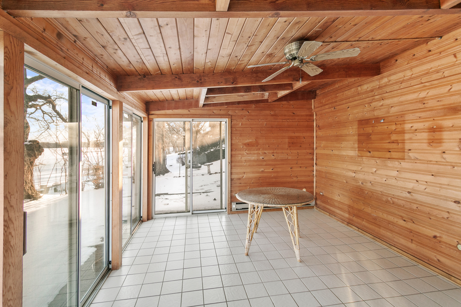3312 W Lake Shore Drive