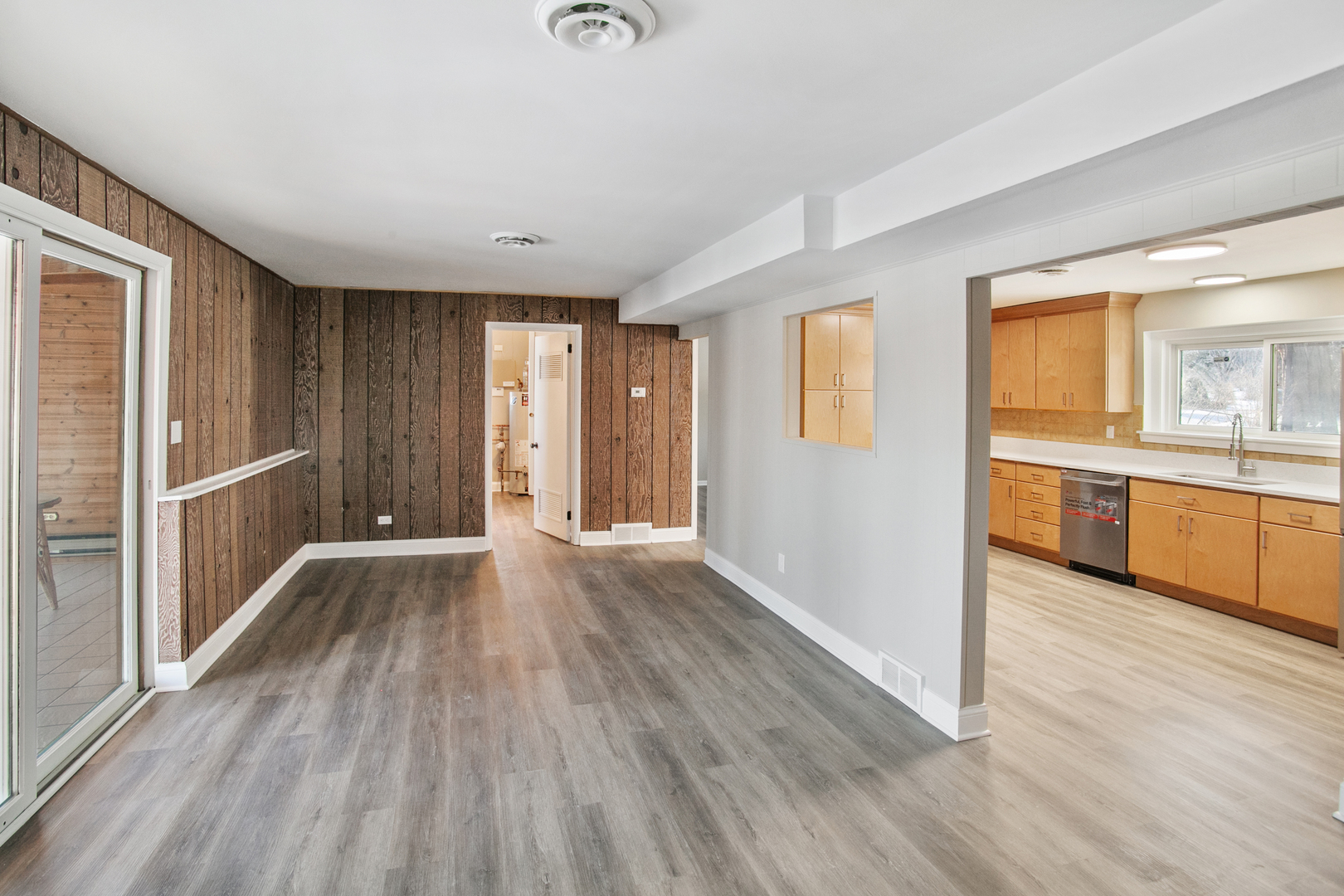 3312 W Lake Shore Drive