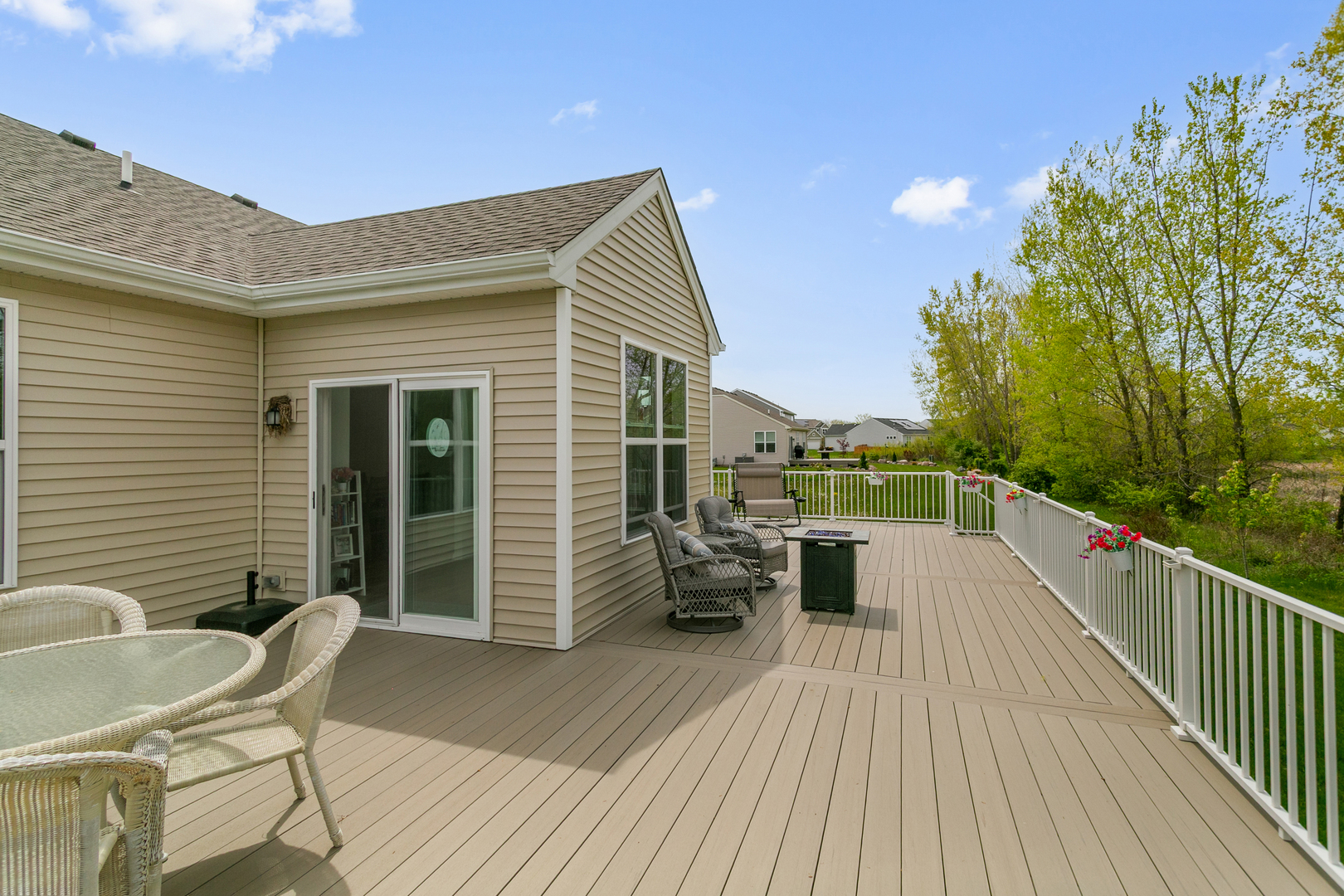 8514 White Oaks Court