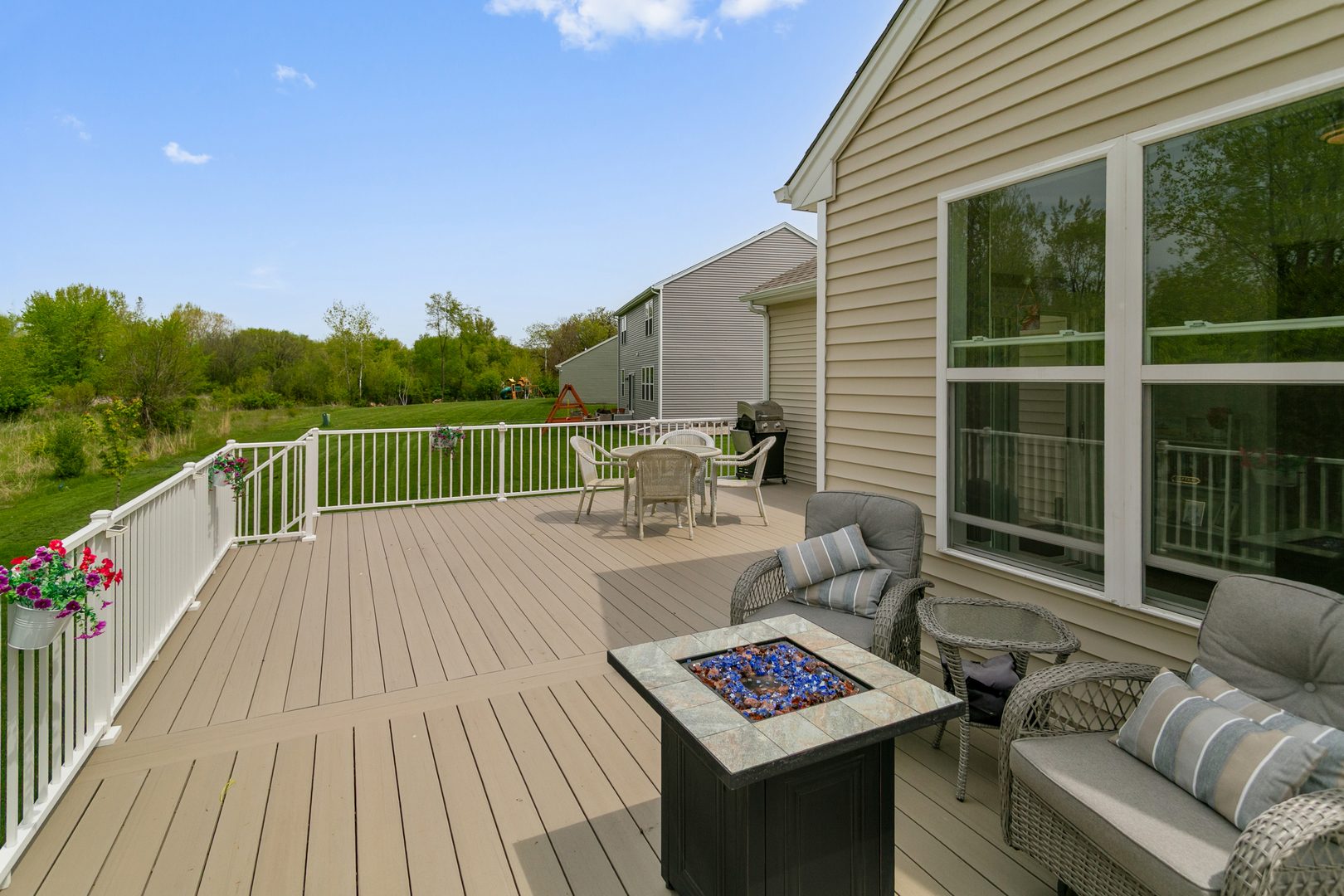 8514 White Oaks Court