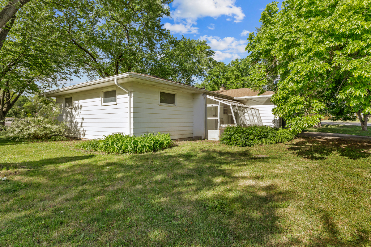 7624 Howe Road