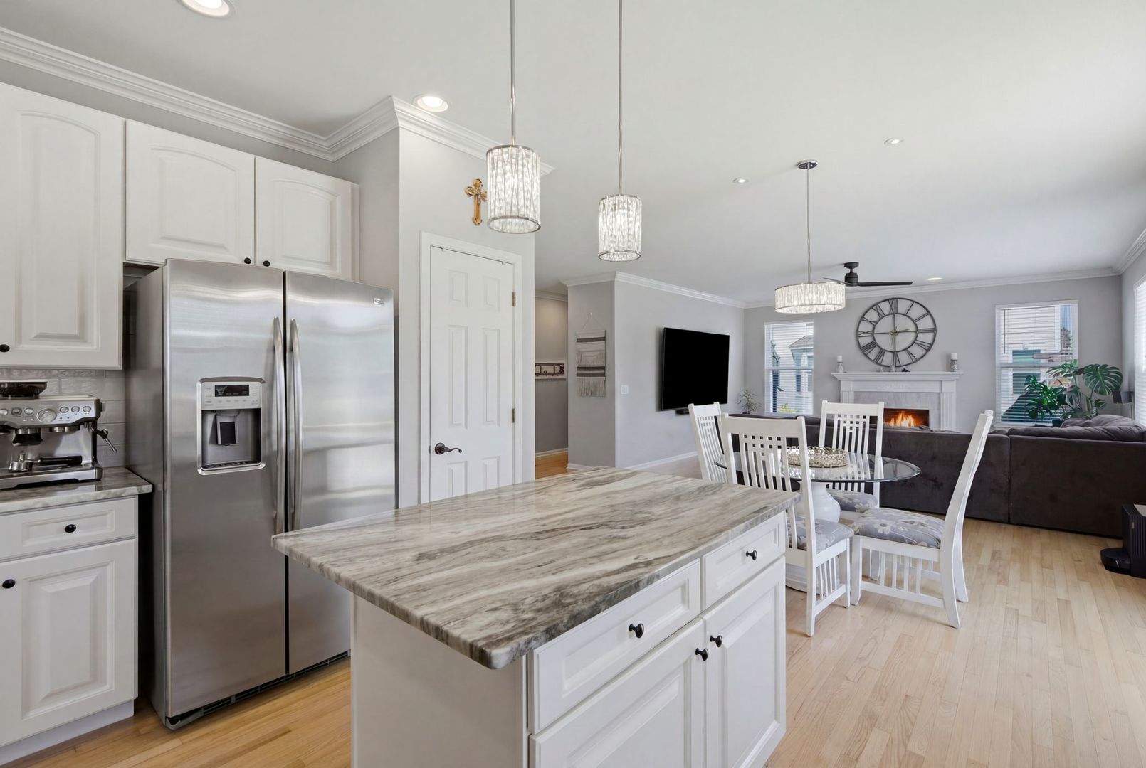 2457 Bryn Mawr Lane