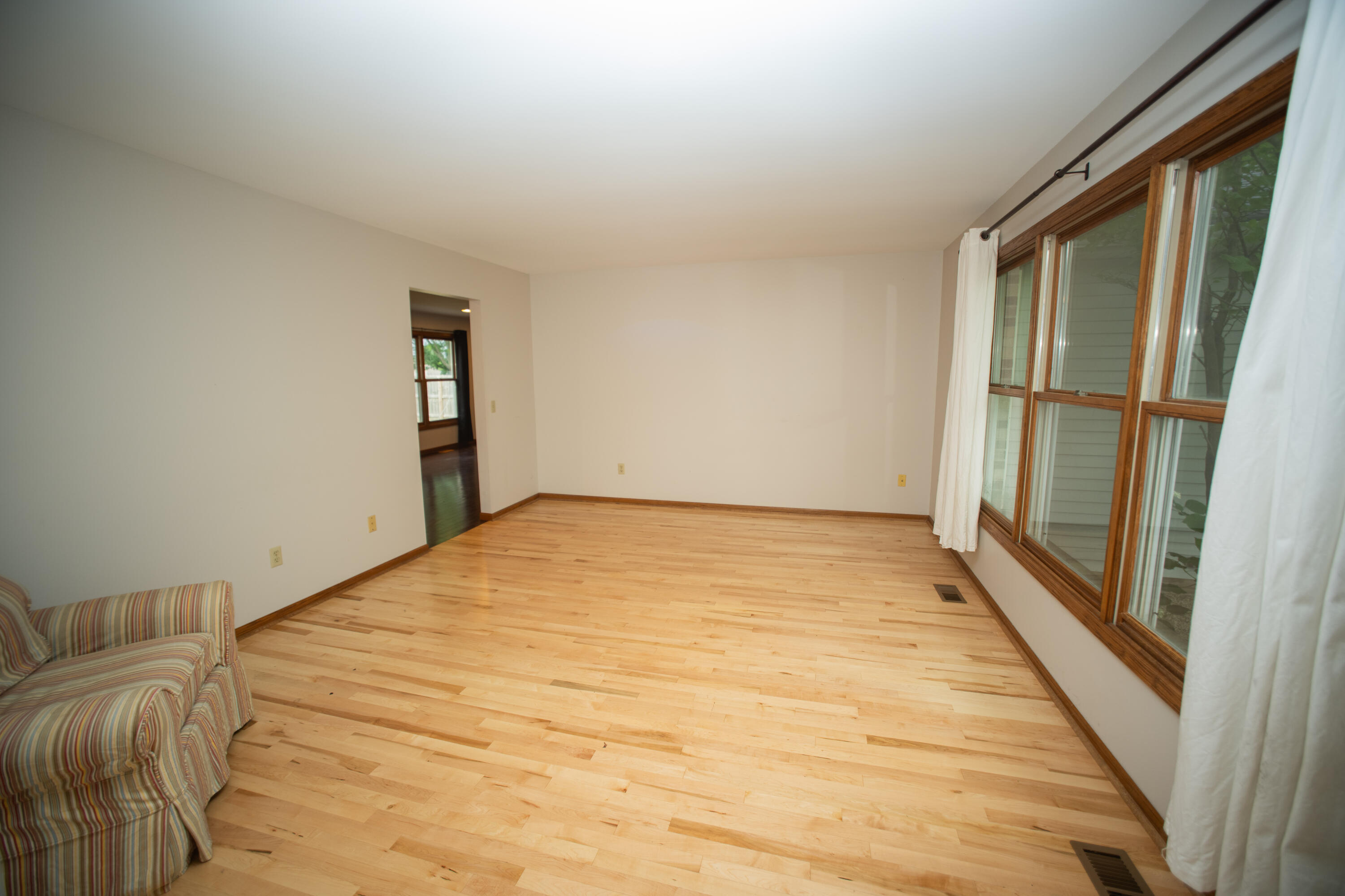 621 Devils Ln, Walworth