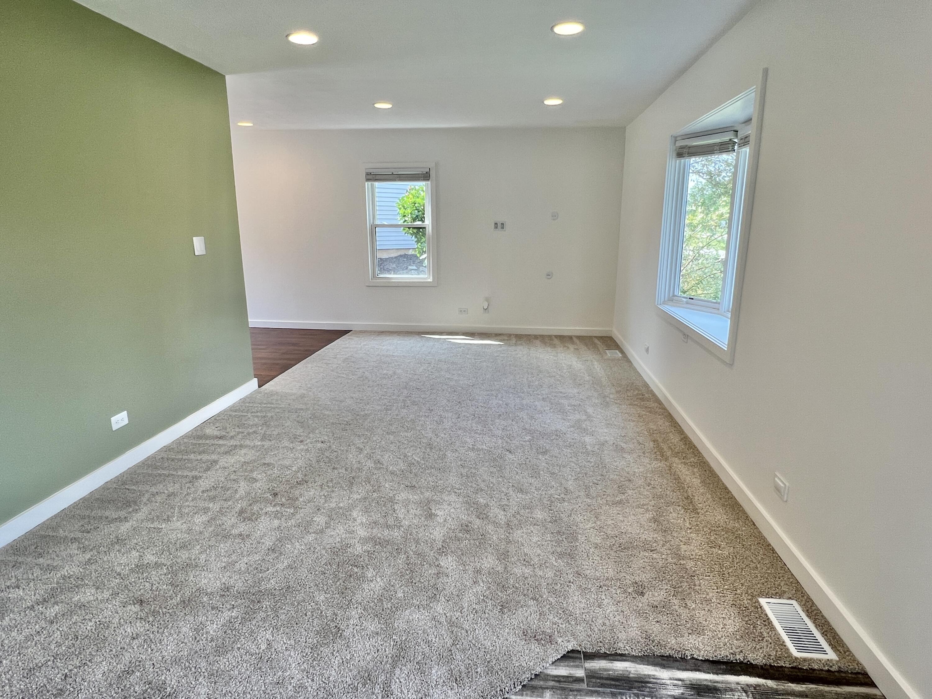 12615 Timber Ridge Dr, Pleasant Prairie