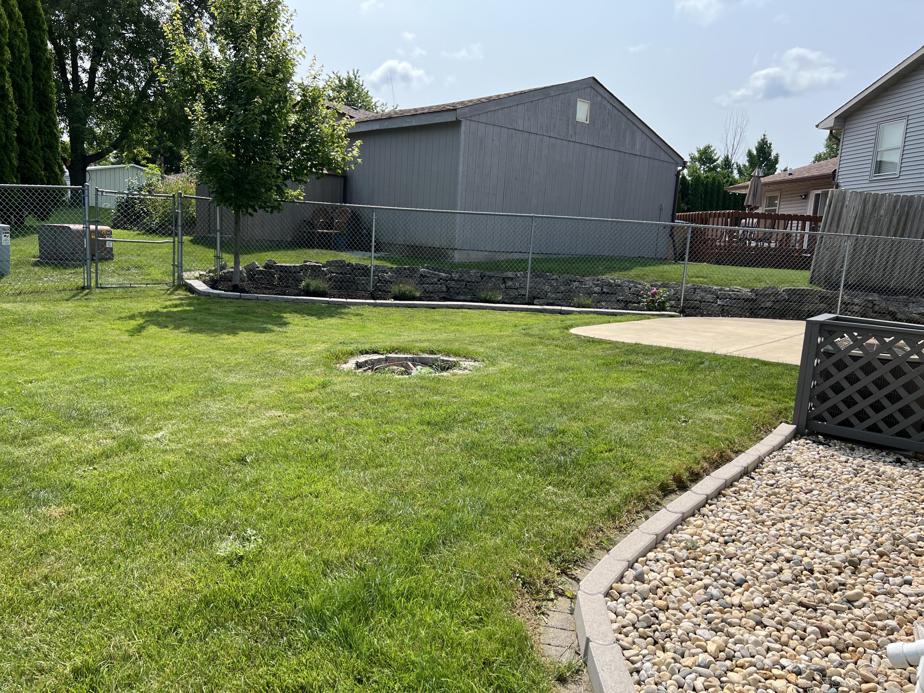 12615 Timber Ridge Dr, Pleasant Prairie