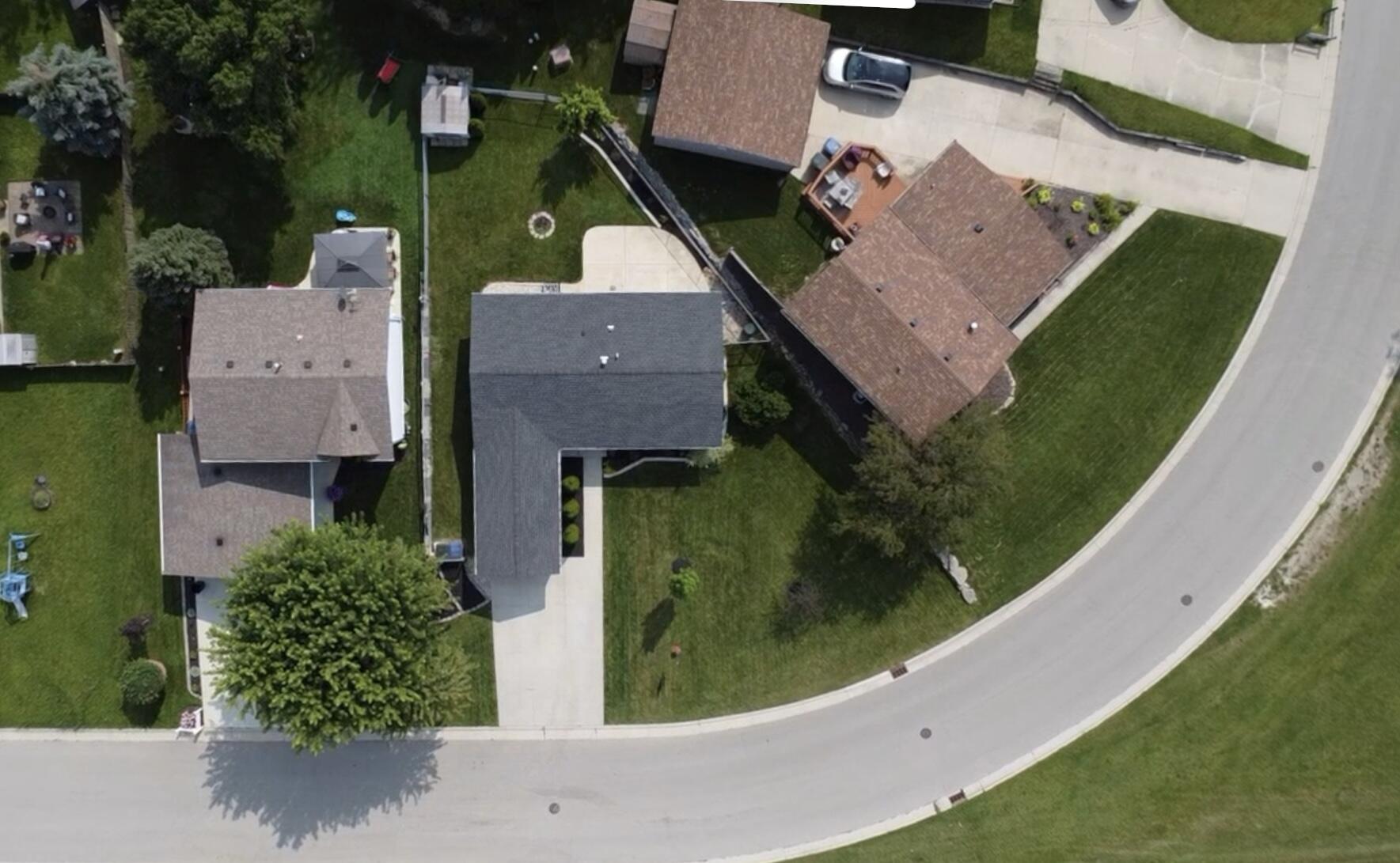 12615 Timber Ridge Dr, Pleasant Prairie