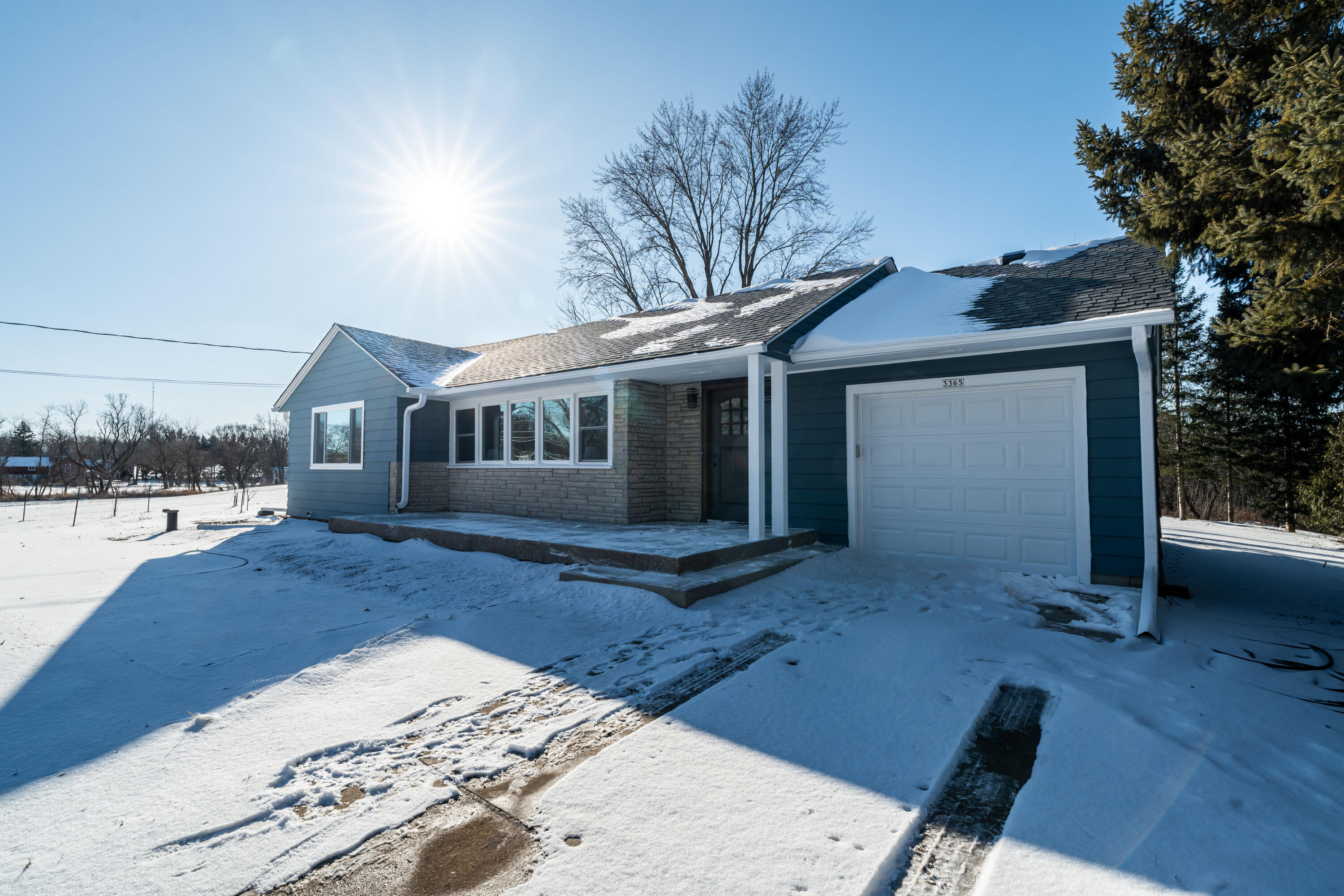 3365 S Johnson Rd, New Berlin