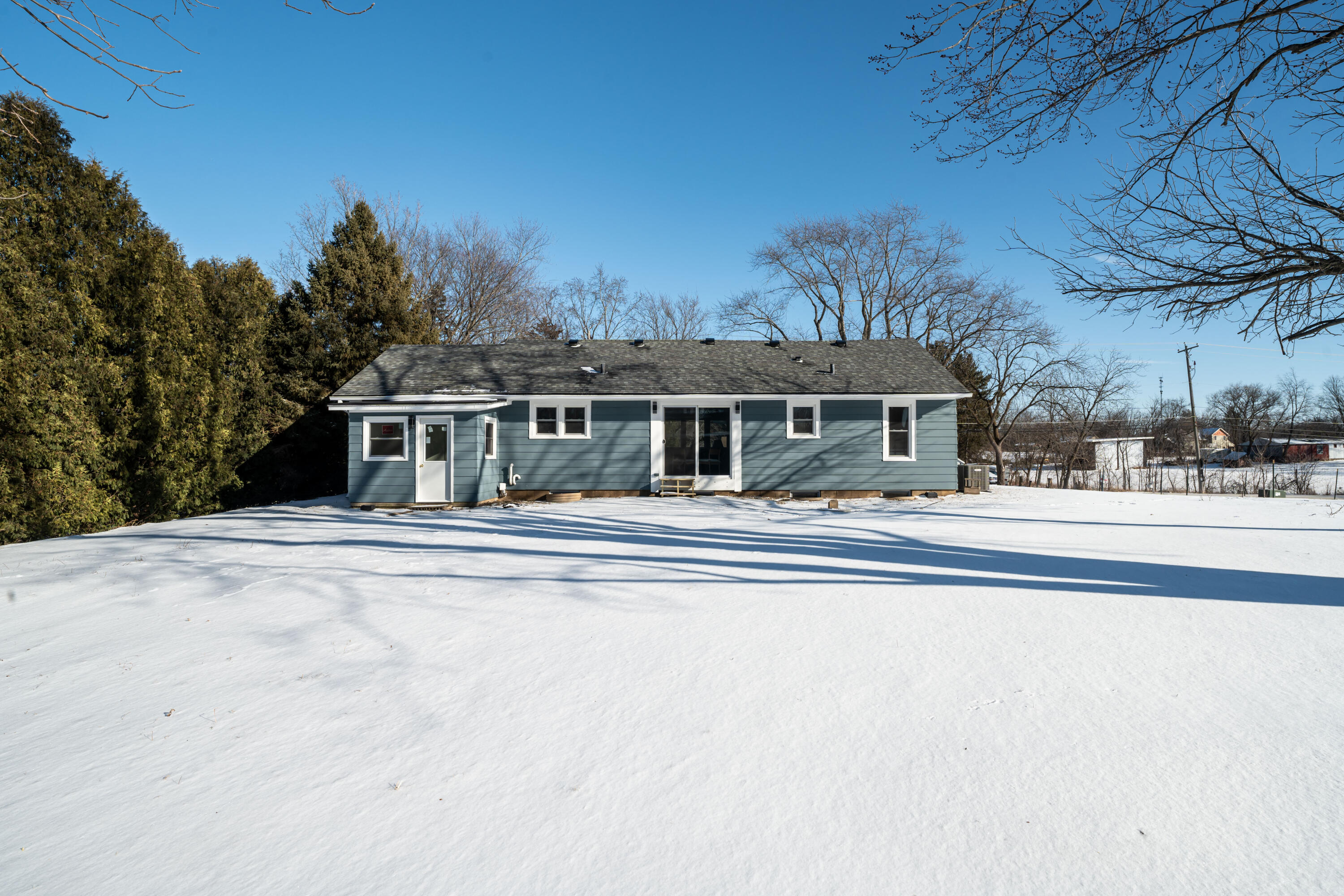 3365 S Johnson Rd, New Berlin