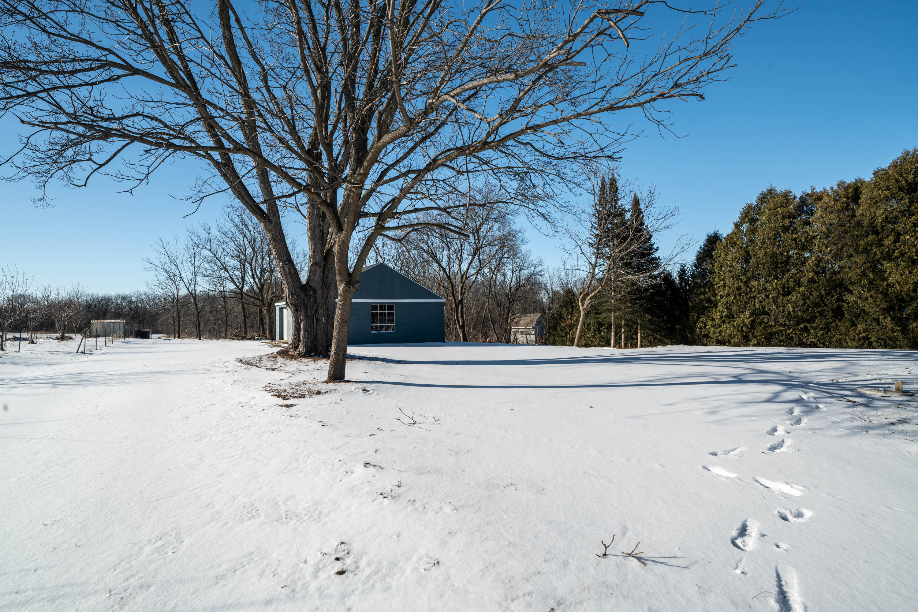 3365 S Johnson Rd, New Berlin