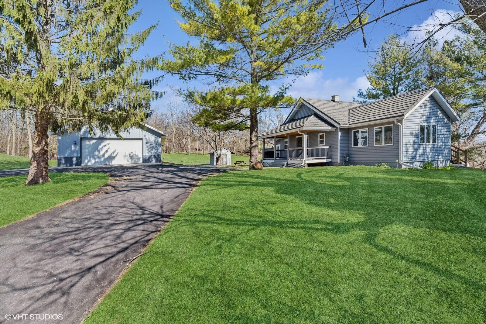 6256 Sheridan Springs Rd, Lyons