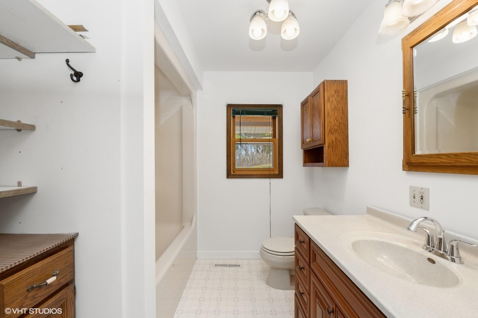 6256 Sheridan Springs Rd, Lyons