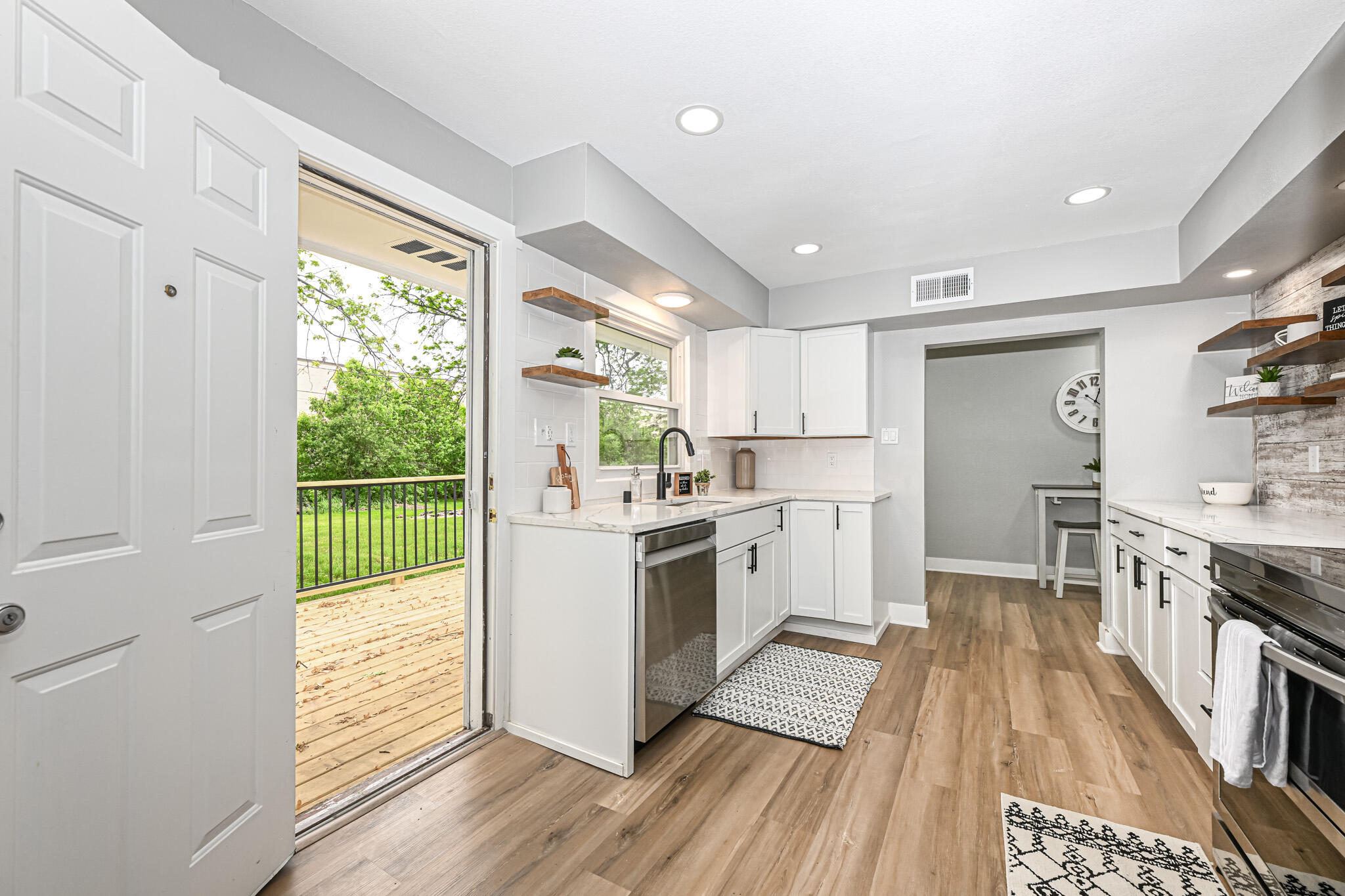2870 S Calhoun Rd, New Berlin