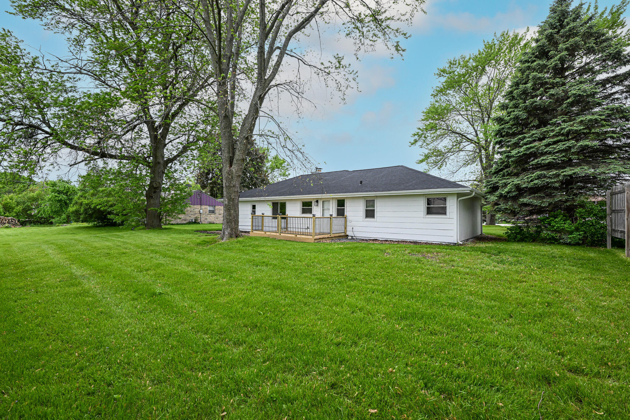 2870 S Calhoun Rd, New Berlin