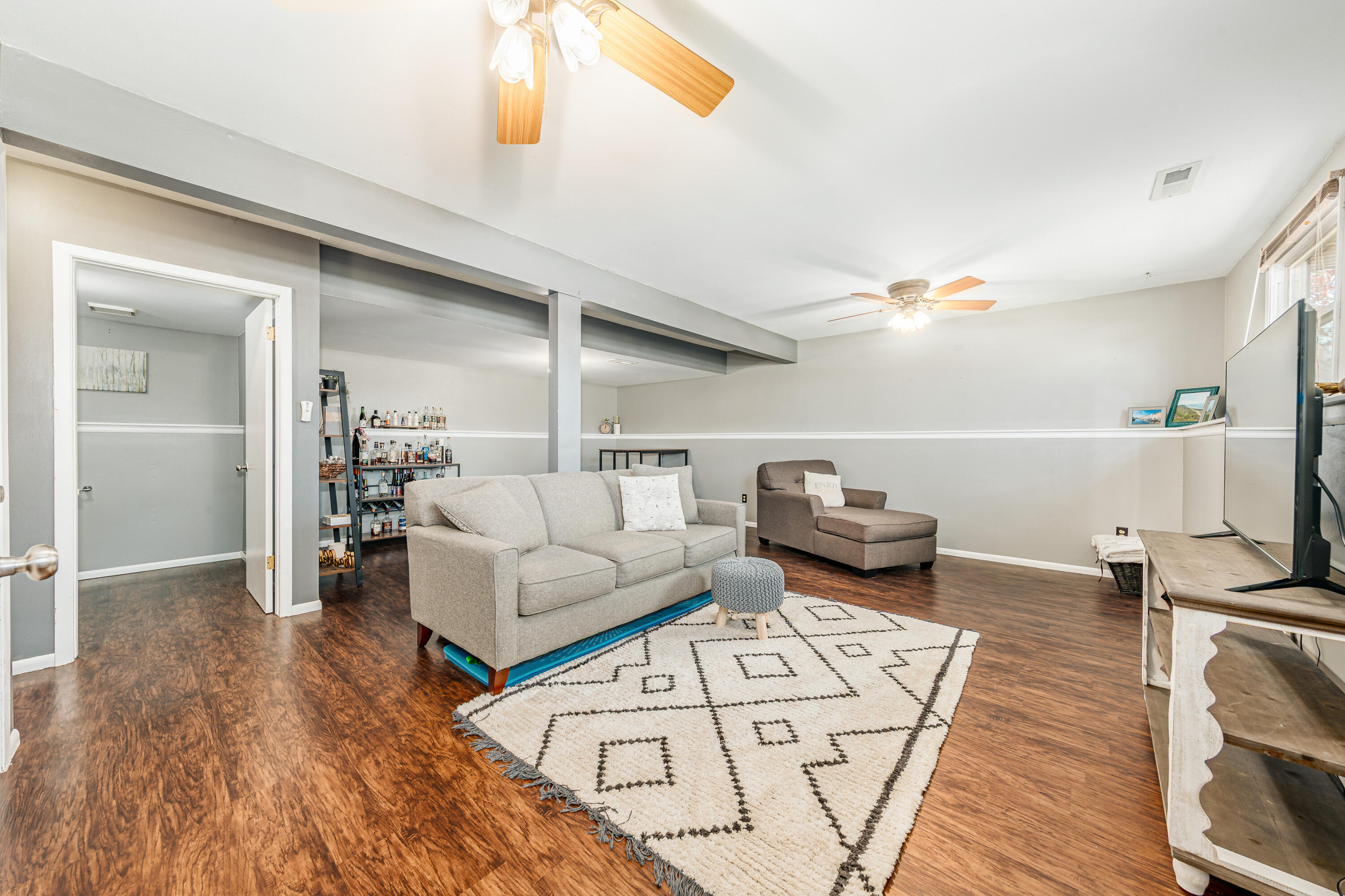 N89W15460 Cleveland Ave, Menomonee Falls