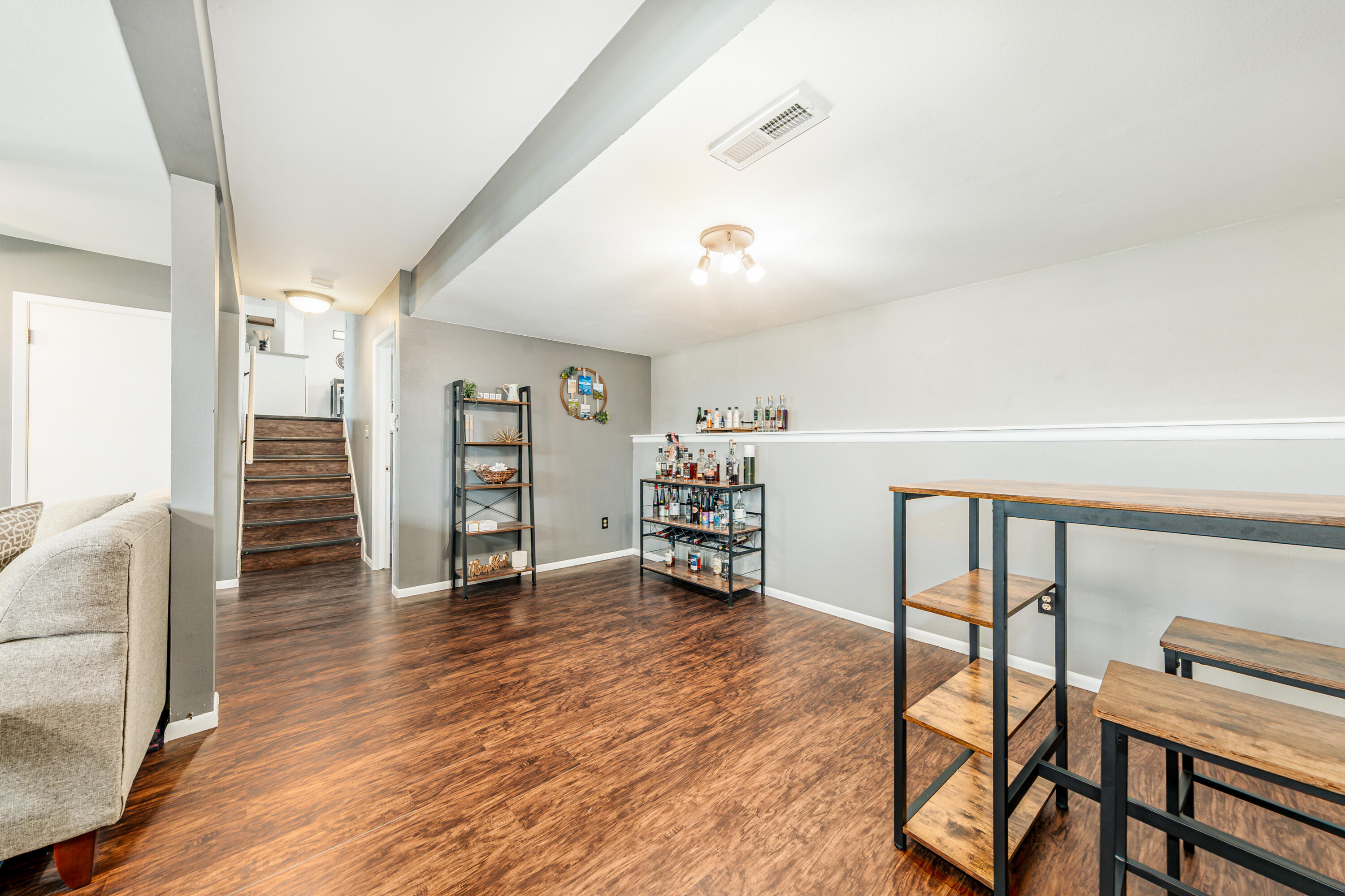 N89W15460 Cleveland Ave, Menomonee Falls