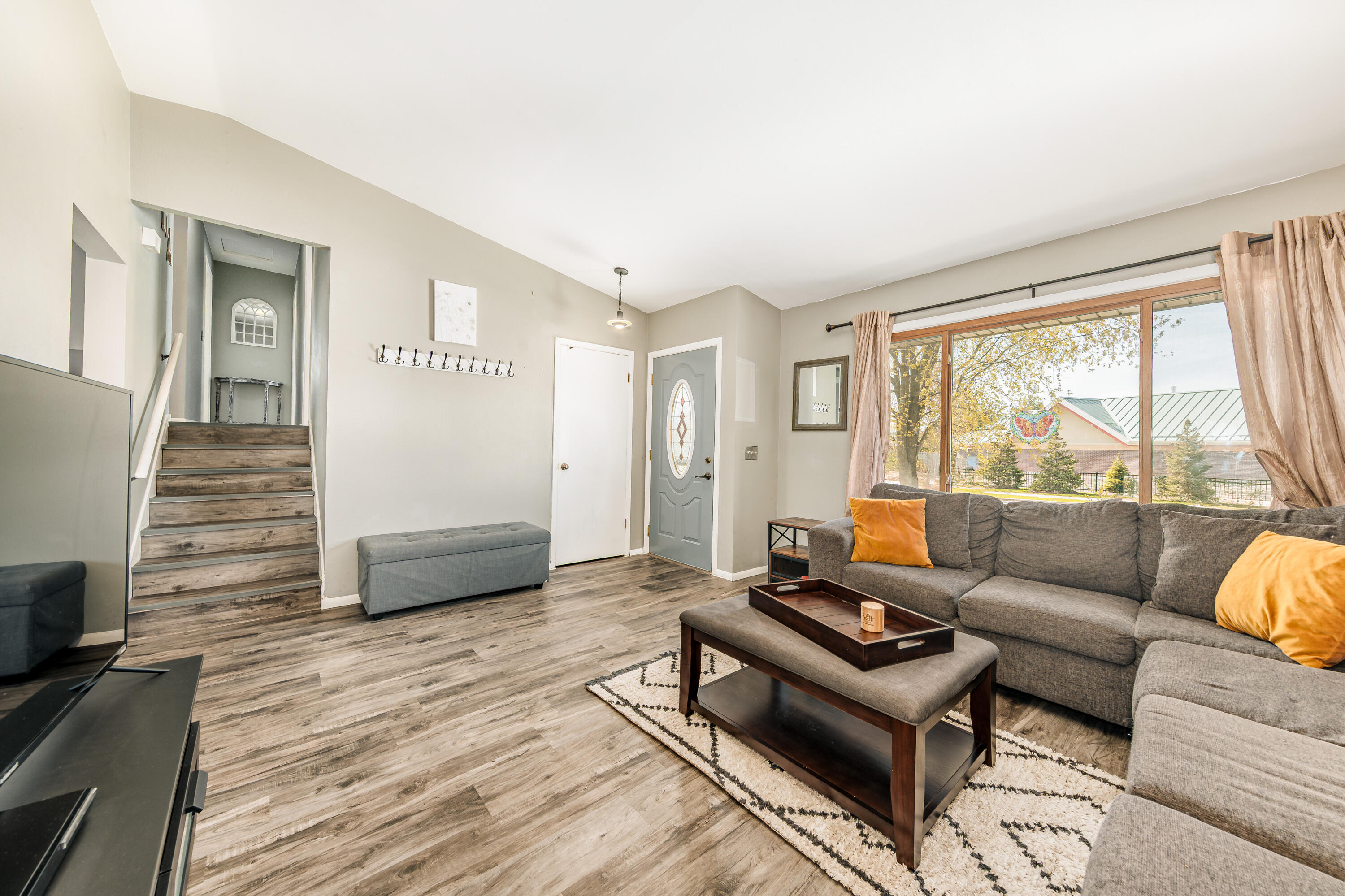 N89W15460 Cleveland Ave, Menomonee Falls
