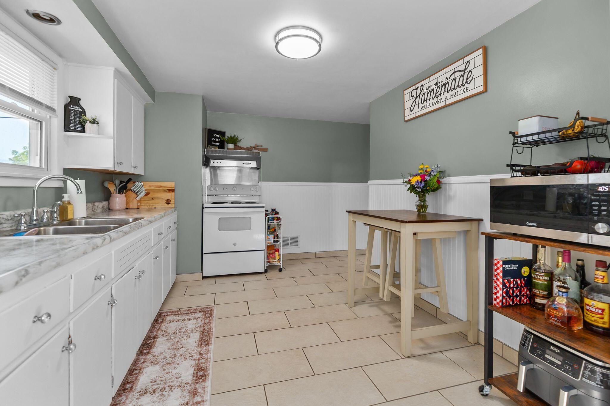 154 Foster Ct, Appleton