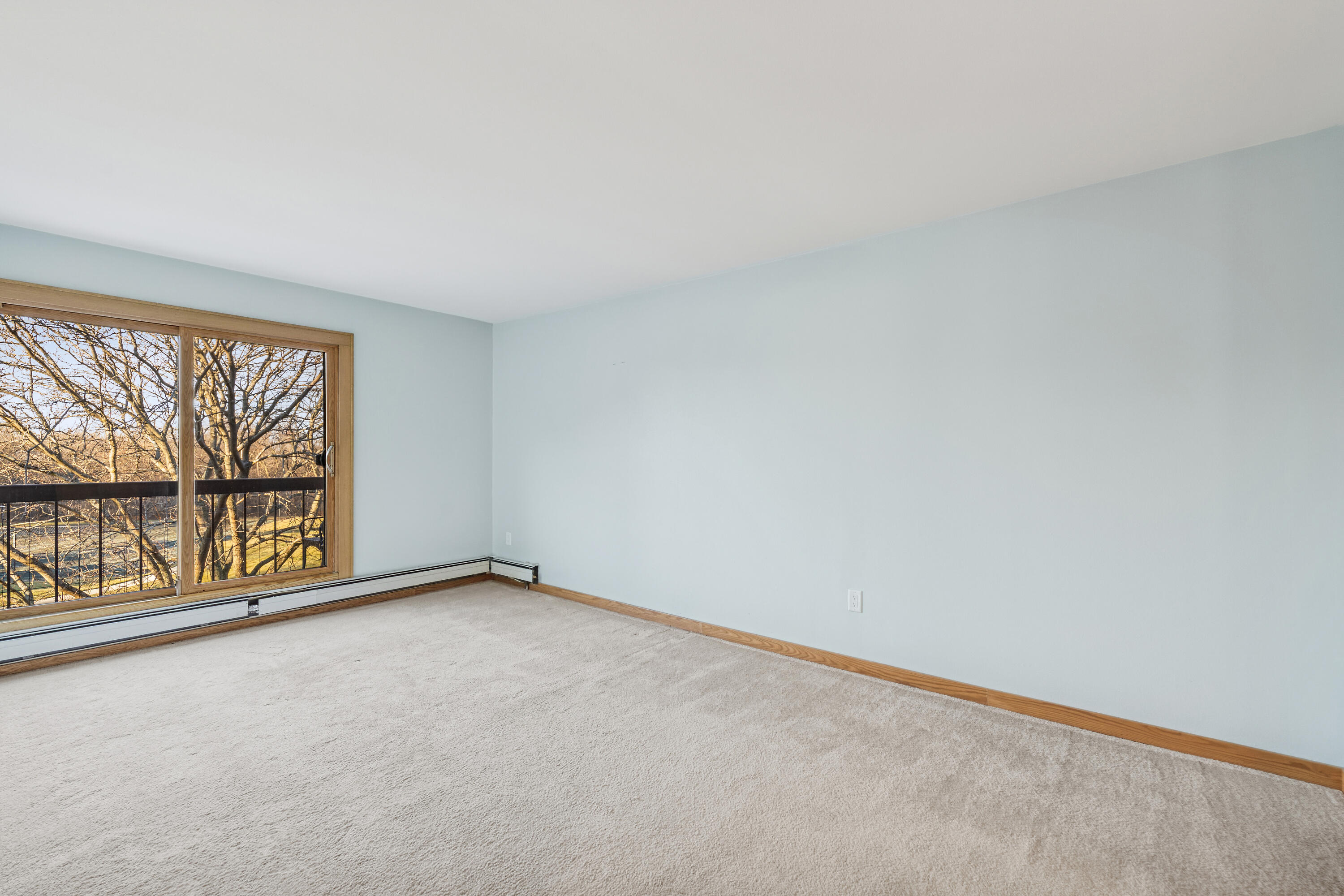6100 W Stonehedge Dr, Unit 306, Greenfield