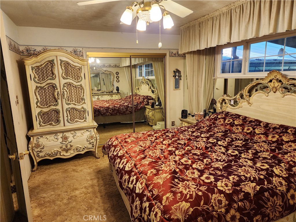 1123 W Sierra Madre Avenue