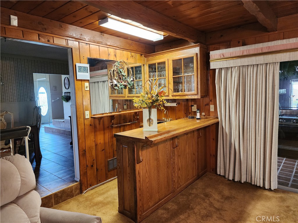 1123 W Sierra Madre Avenue