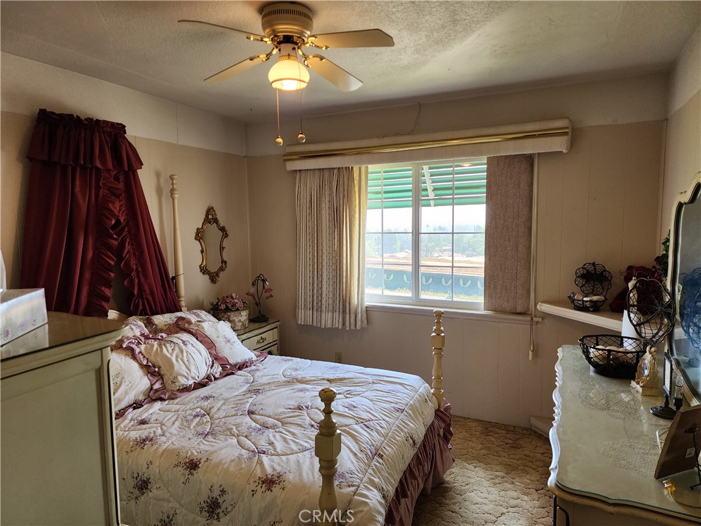 1123 W Sierra Madre Avenue