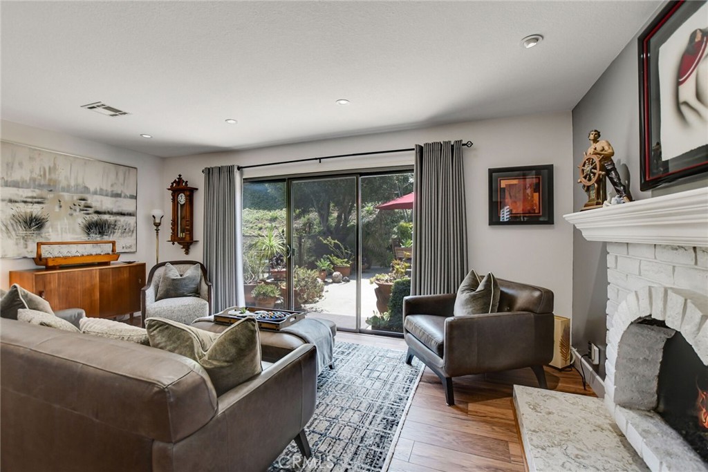 1946 E Rancho Culebra Drive