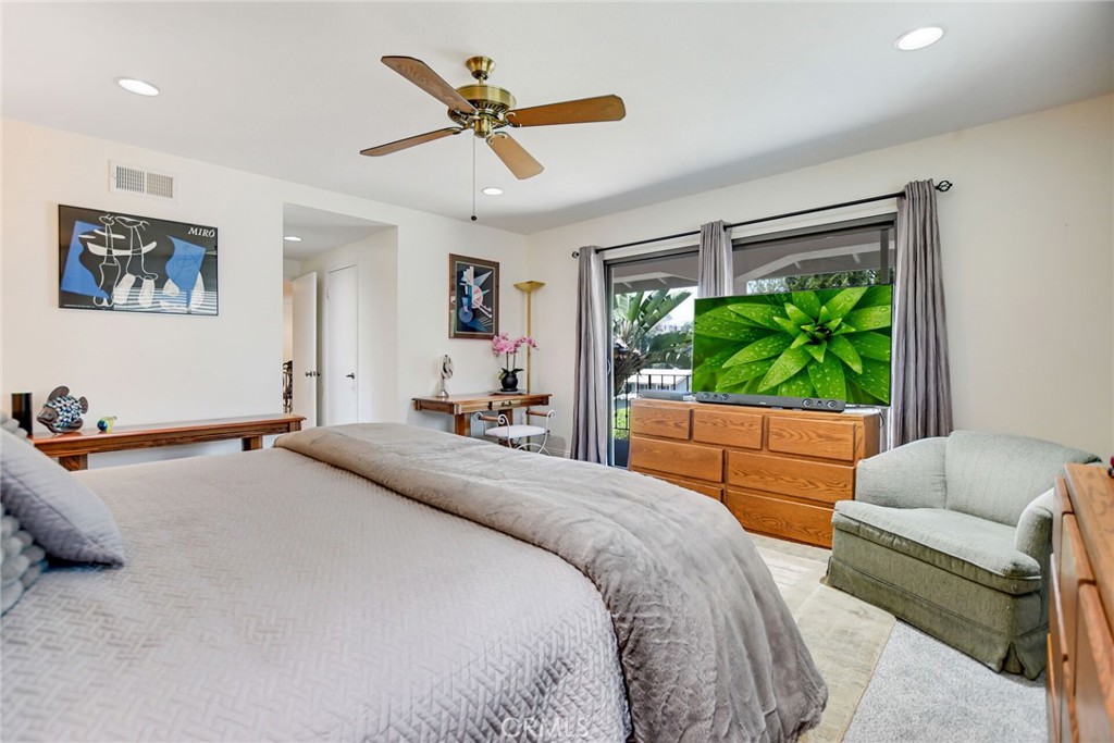 1946 E Rancho Culebra Drive