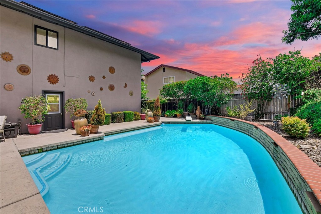 1946 E Rancho Culebra Drive