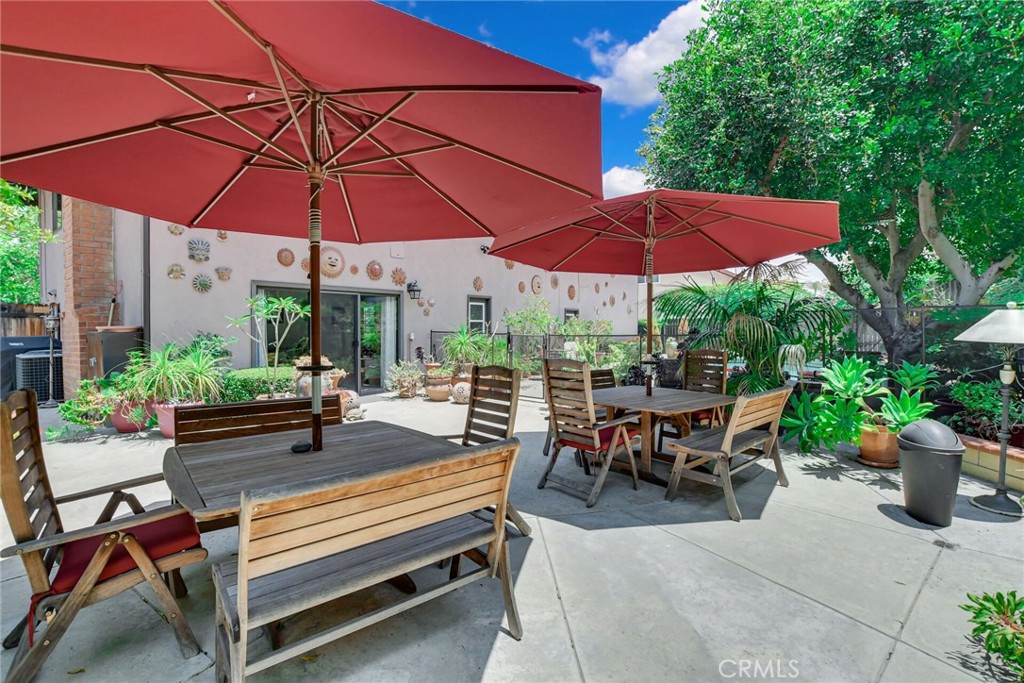 1946 E Rancho Culebra Drive
