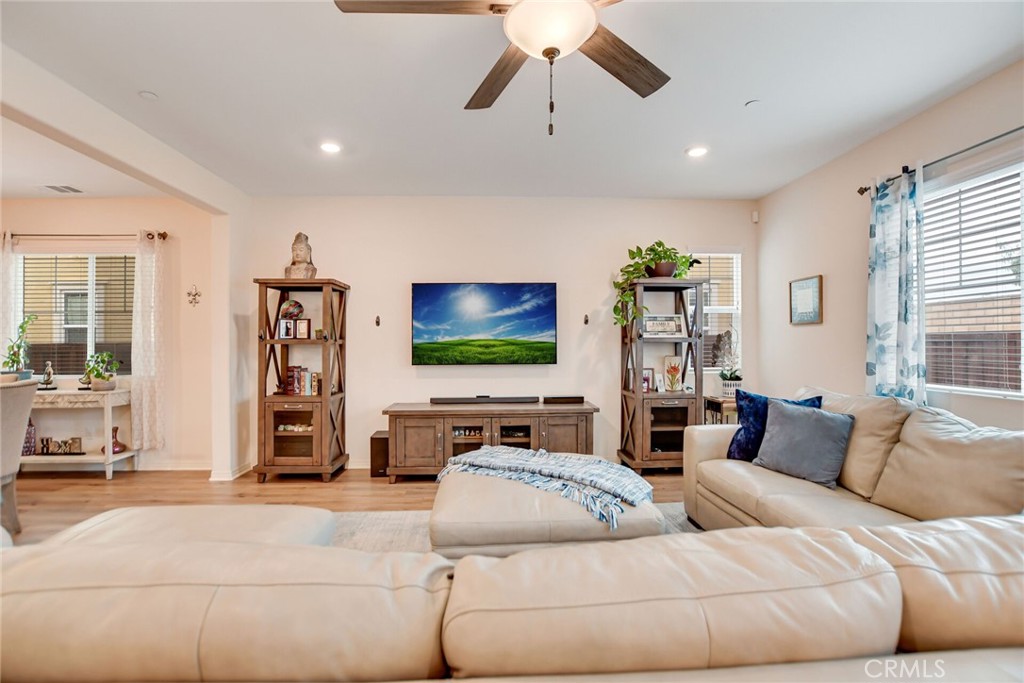 29360 Alamitos Drive