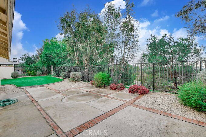 2160 Golden Hills Road