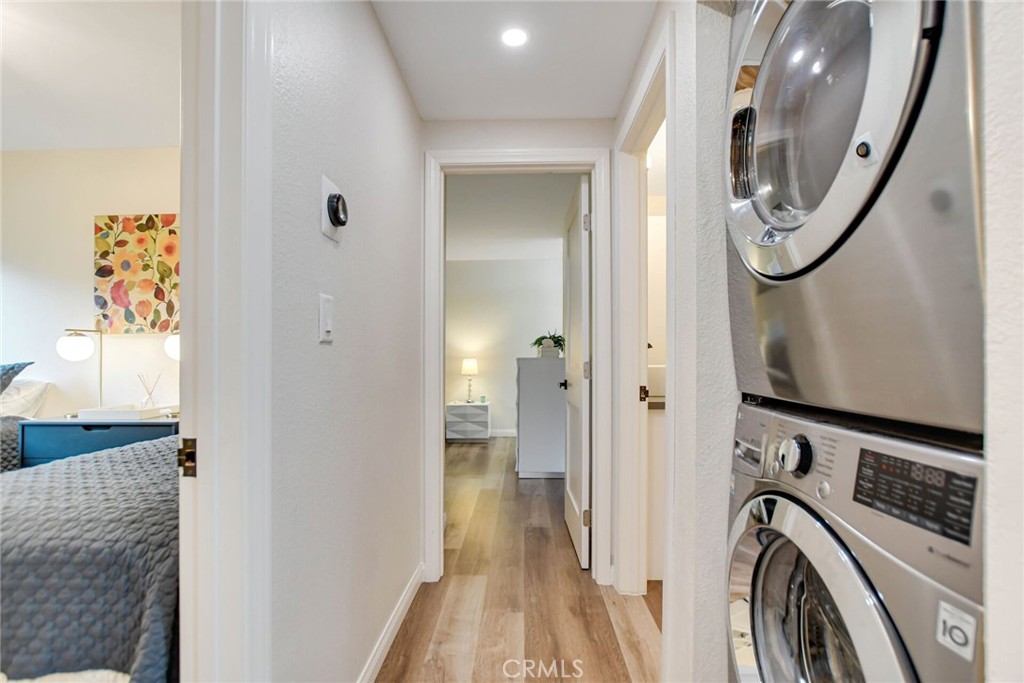 1370 W 8th Street