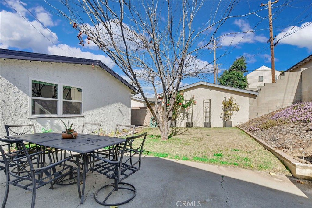 846 Caballo Avenue